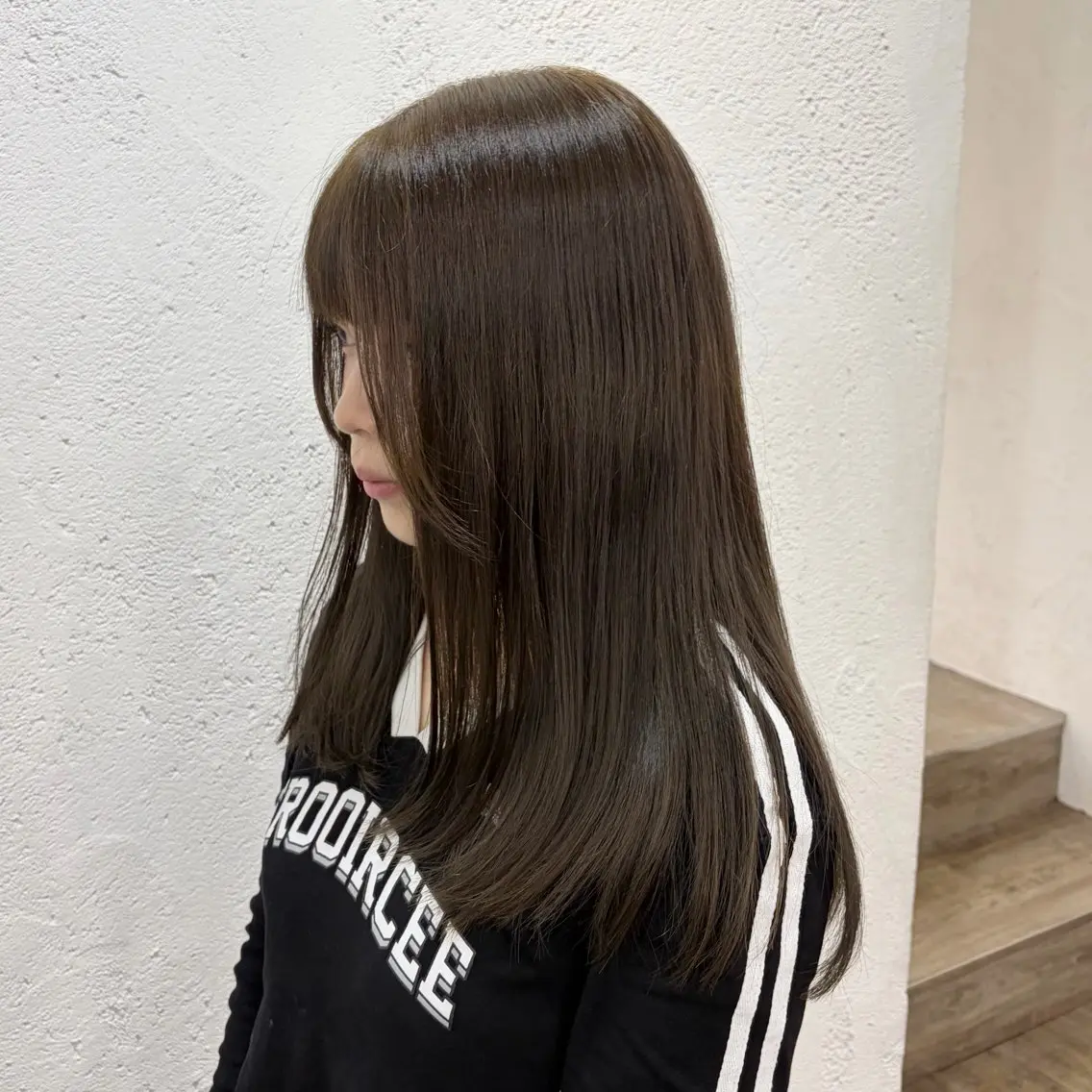 ロング カラー カット ヘアカラー トリートメント 🪽レイヤーカット/ 韓国ヘア🦋hinaのヘアスタイル