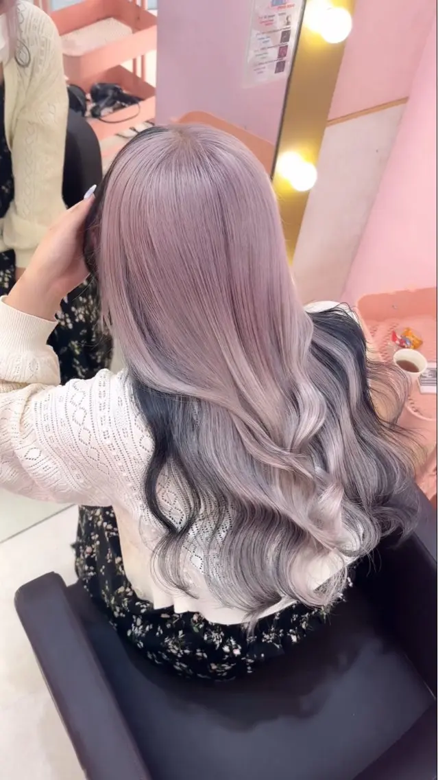ロング カラー ✨デザイン/ブリーチ MANATOのヘアスタイル