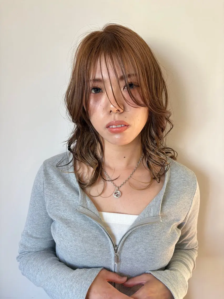 セミロング いりえ しゃけのヘアスタイル