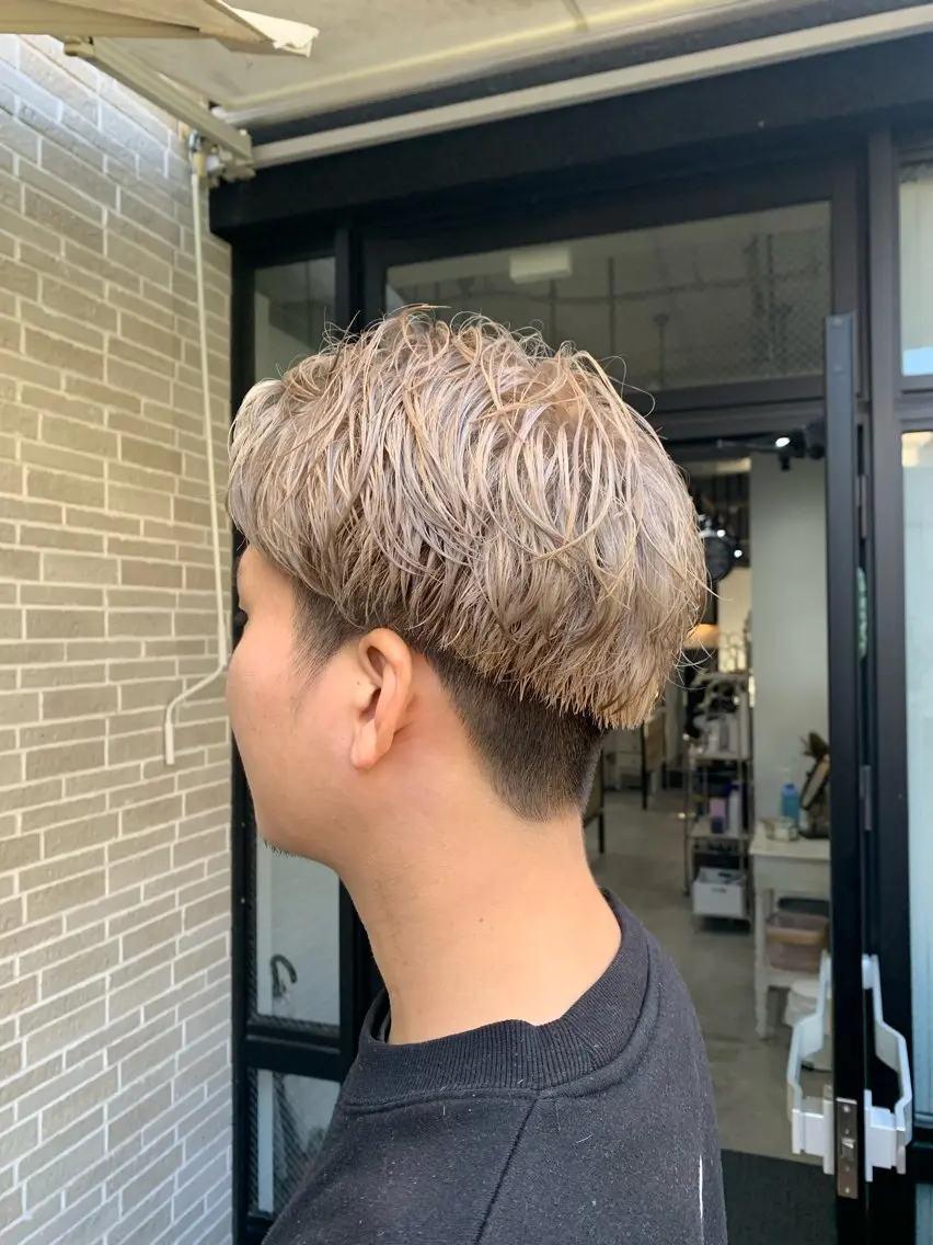 ショート カラー パーマ メンズ カット ヘアカラー kei🤎ベージュ /透明感カラー/博多のヘアスタイル