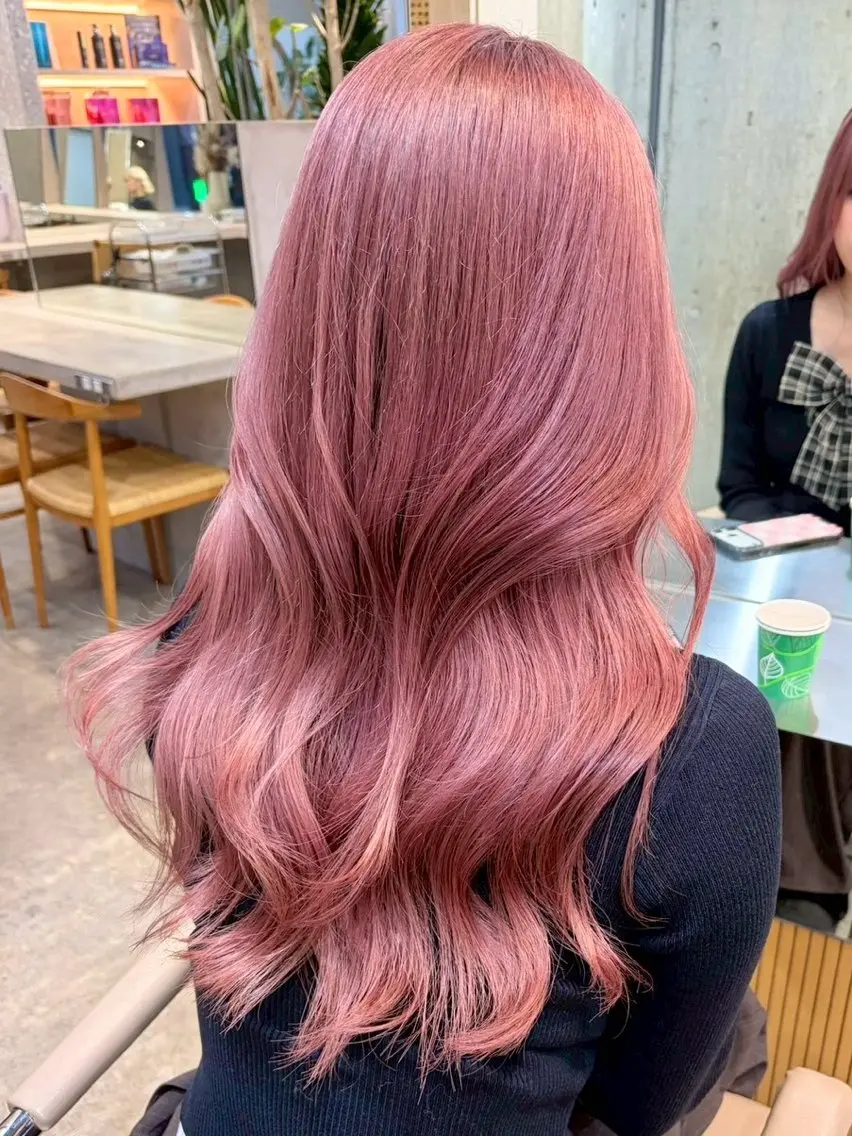 ロング ヘアカラー ヘーゼルブラウン🤎 ゆり🫧のヘアスタイル