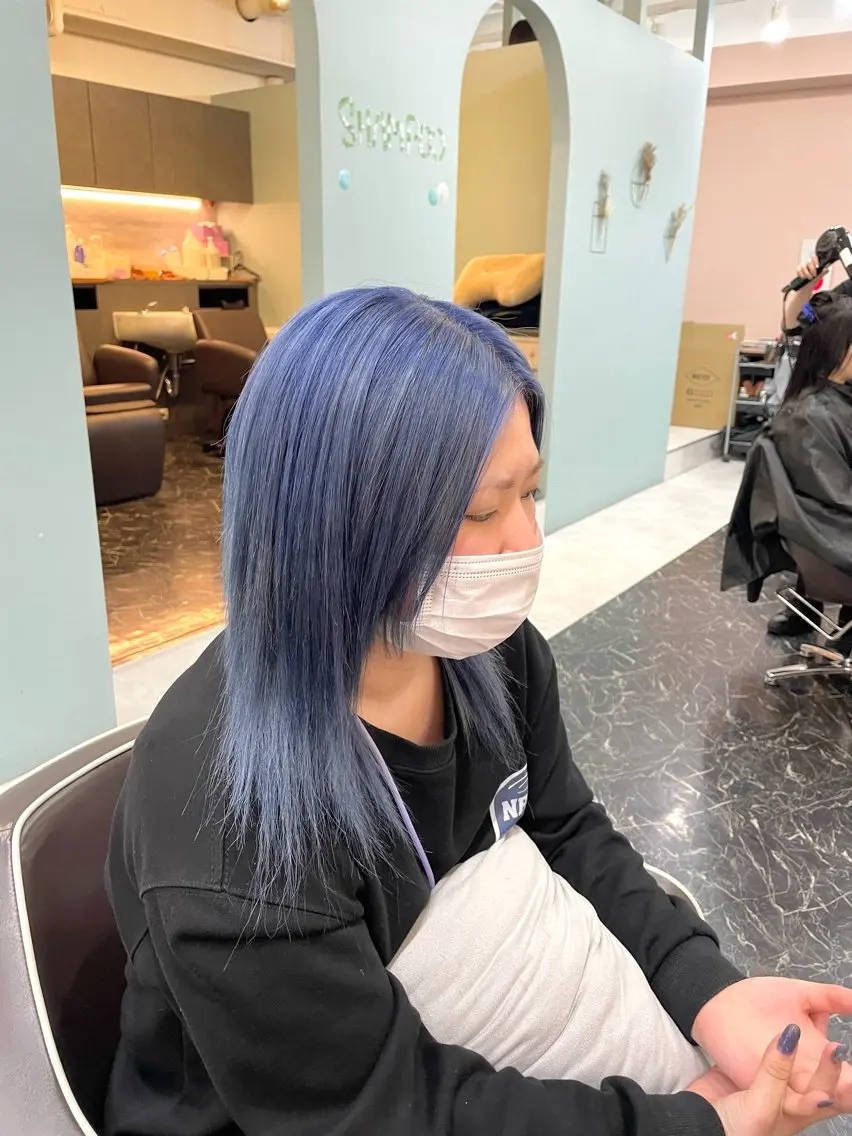 セミロング カット ヘアカラー 亀川蓮 Agu hairのヘアスタイル