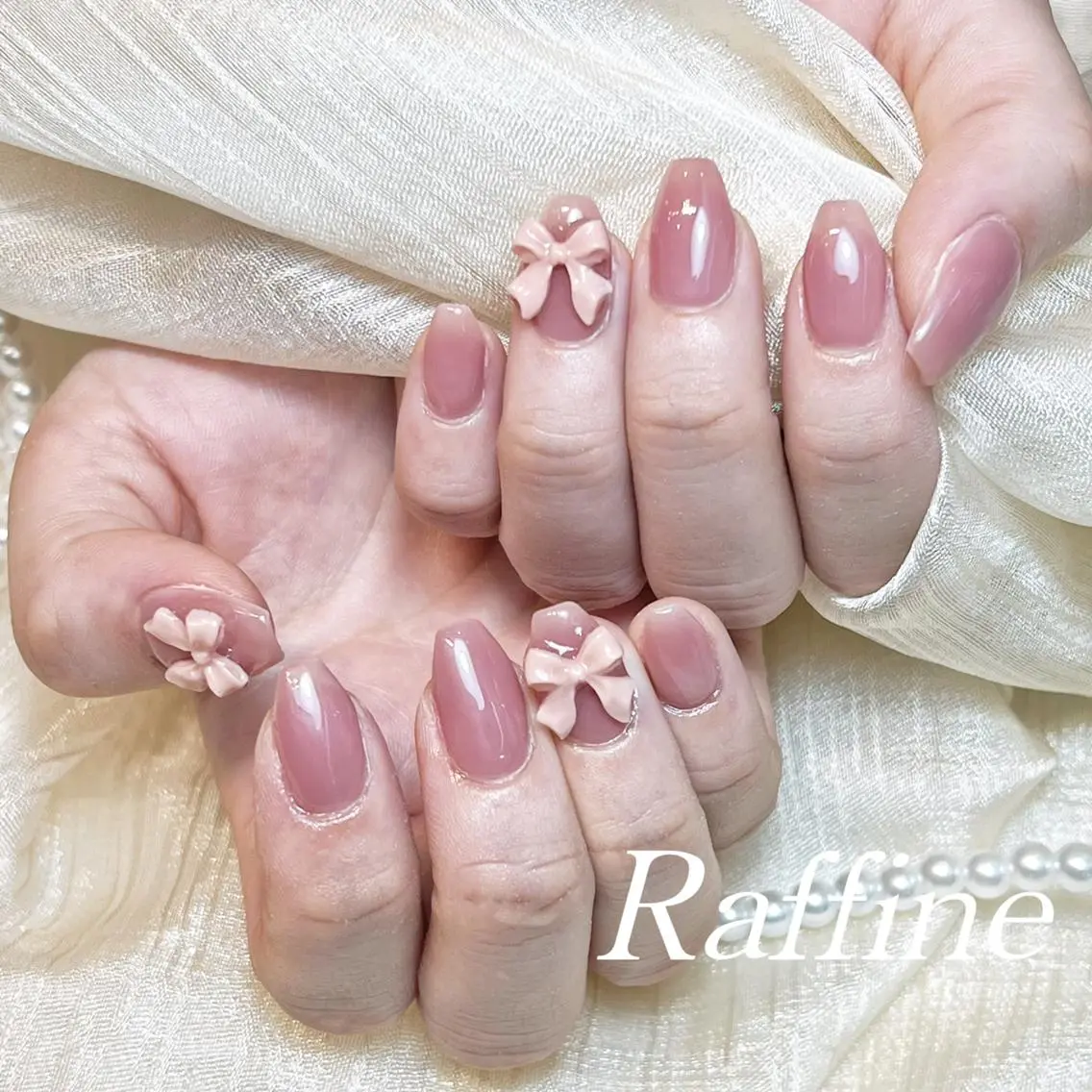 ネイル ハンドネイル RAFFINE haru🦋🩵のネイルデザイン
