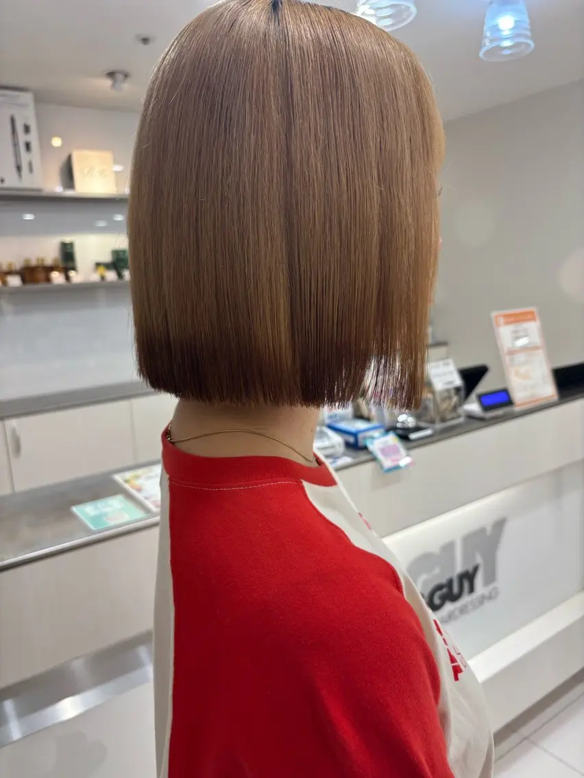 ショート 切りっぱなしボブ ボブ TONI&GUY速寿 勇希のヘアスタイル