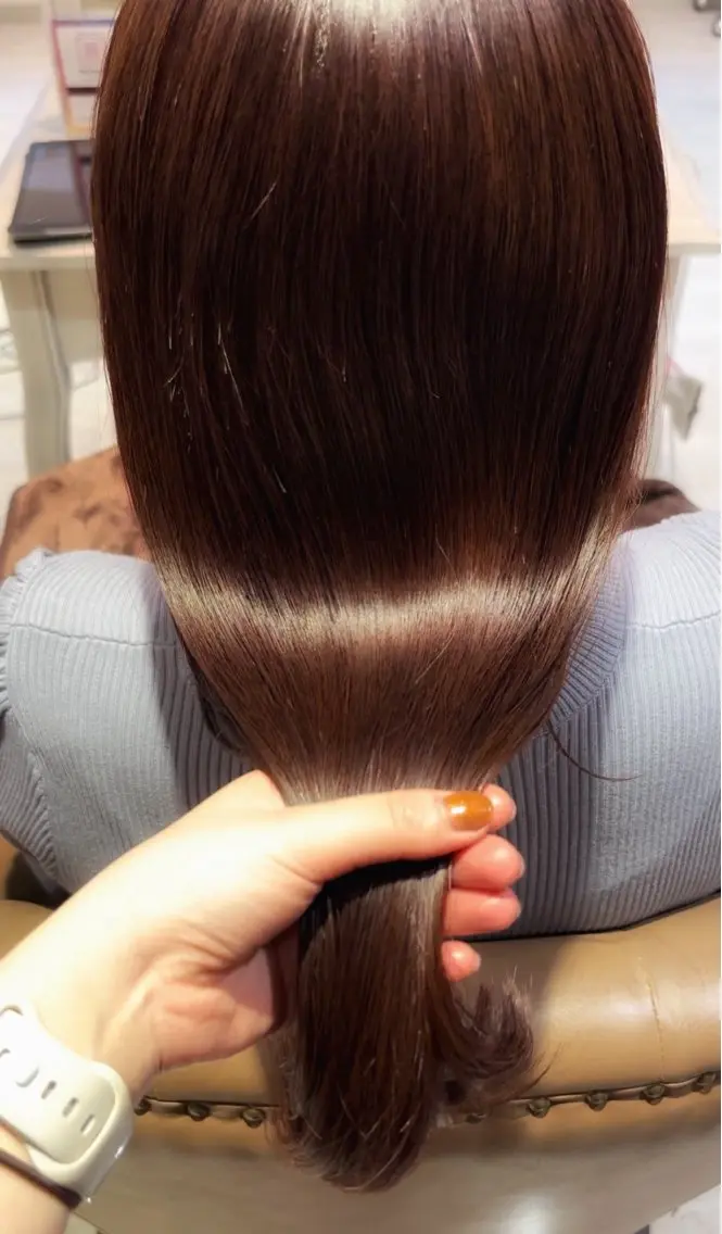 ロング 縮毛矯正 菅野 凪紗のヘアスタイル