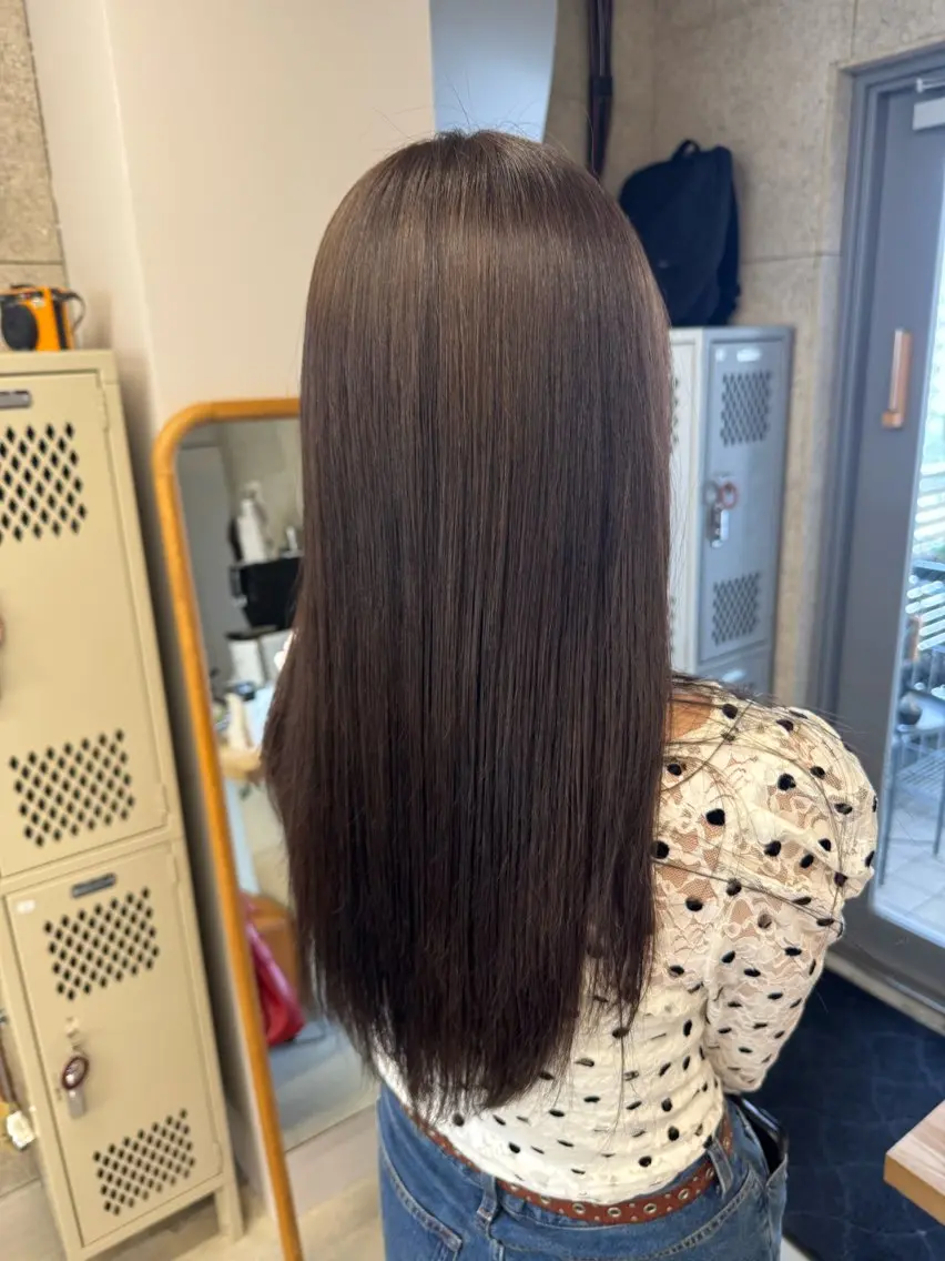 カラー ブラウンカラー SiLO_ IBUKIのヘアスタイル