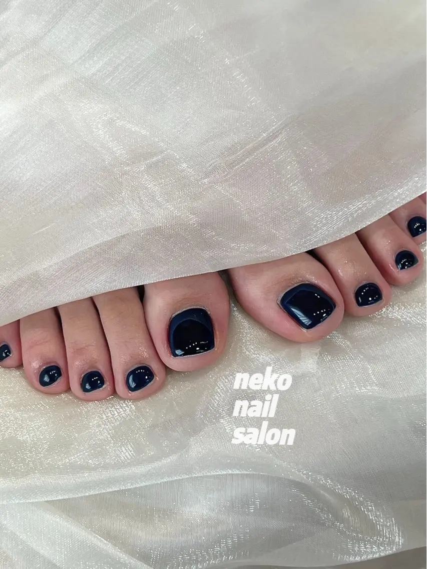 ネイル ワンカラーネイル フットネイル neko nailのネイルデザイン