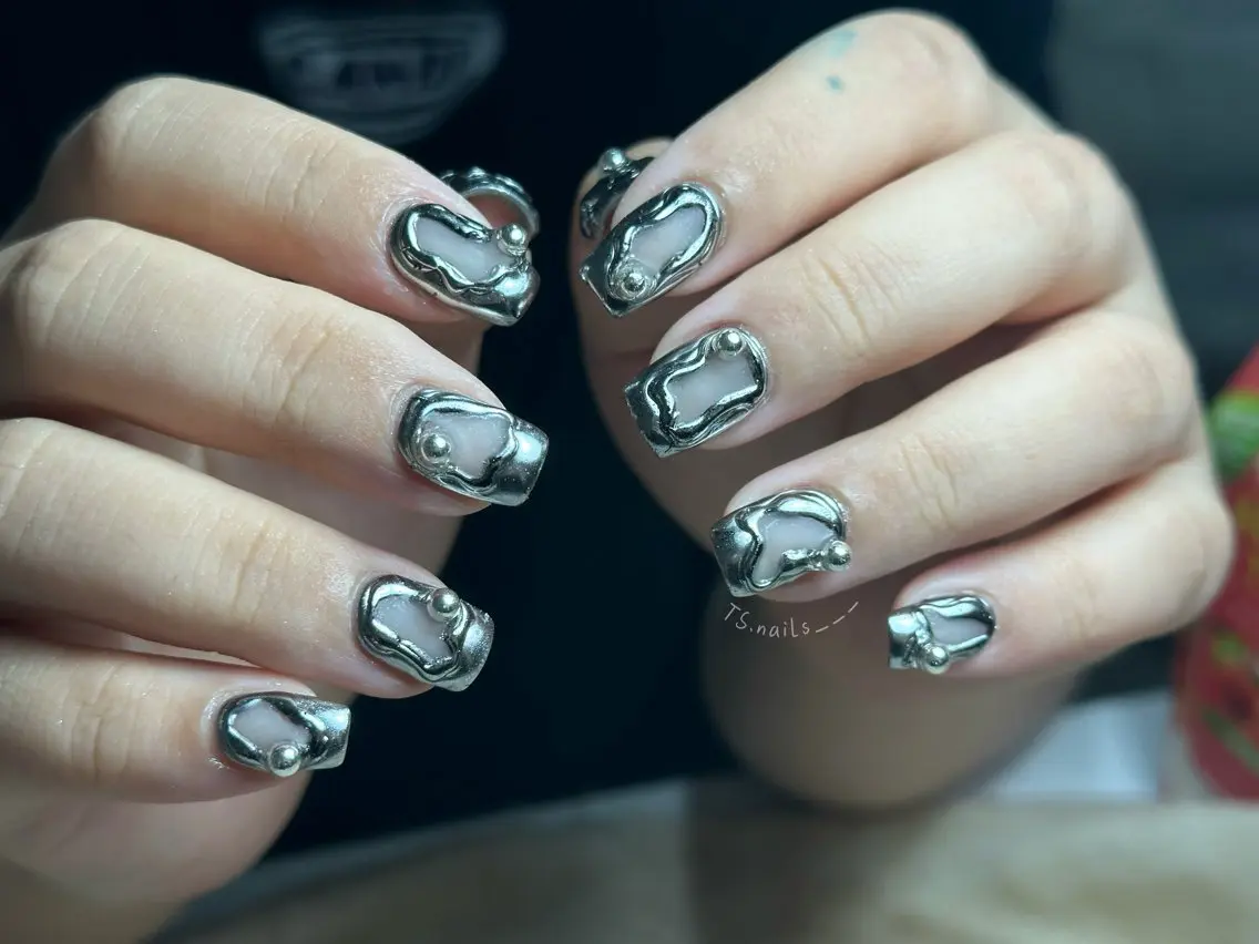 ネイル キラキラネイル マグネットネイル 持ち込み シンプルネイル ハンドネイル フットネイル ハンドケア TS. nails___のネイルデザイン