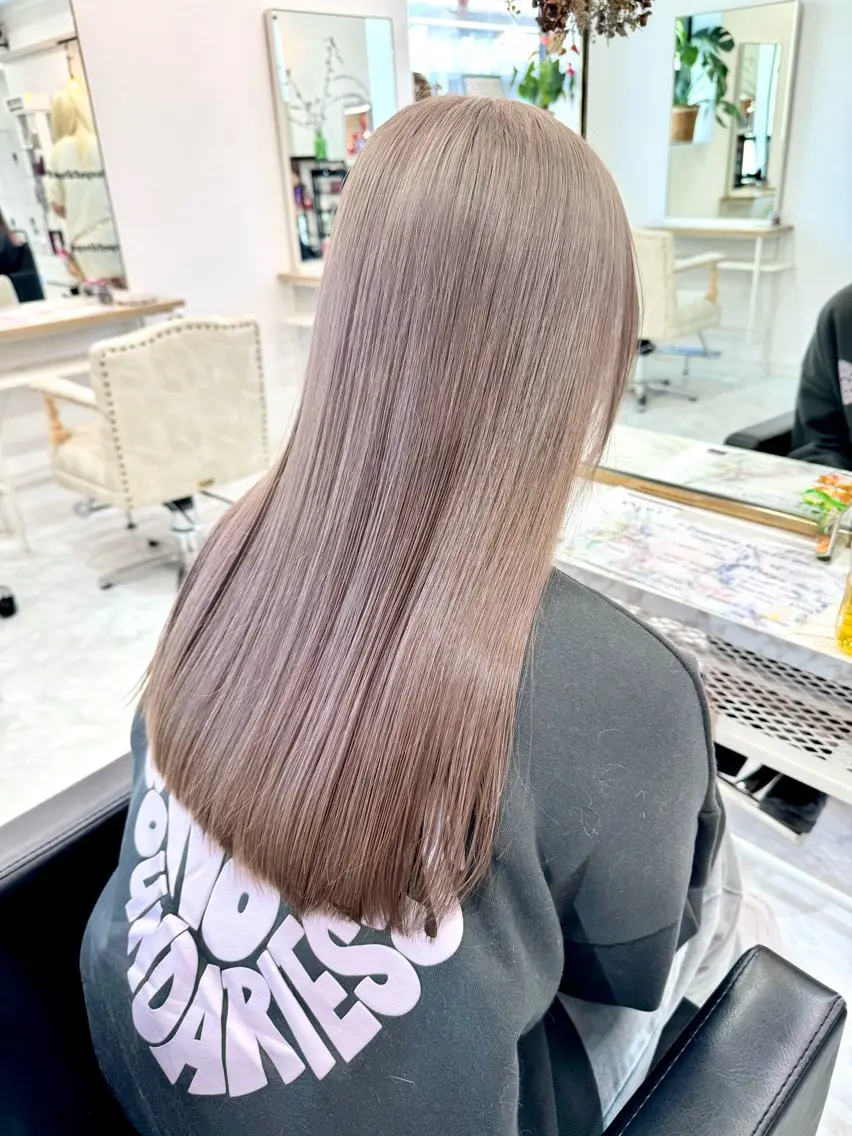 カラー ⭐️ハイトーン⭐️ 💕SAKURA💕のヘアスタイル