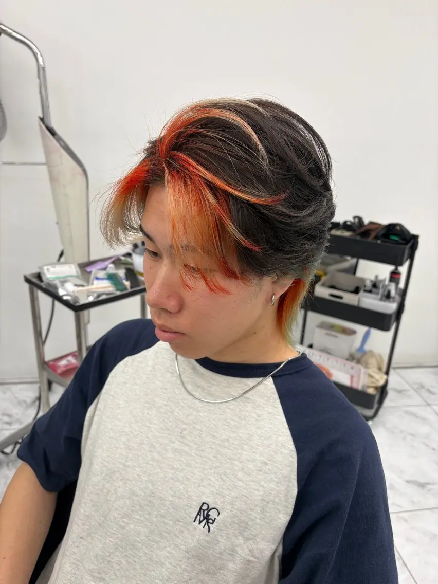 ミディアム カラー パーマ メンズ メンズブリーチ ブリーチ デザインカラー ヘアカラー トリートメント 【メンズ特化】 鈴汰郎/毛流れパーマのヘアスタイル