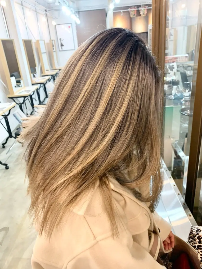 ミディアム カラー みな .share天王寺のヘアスタイル