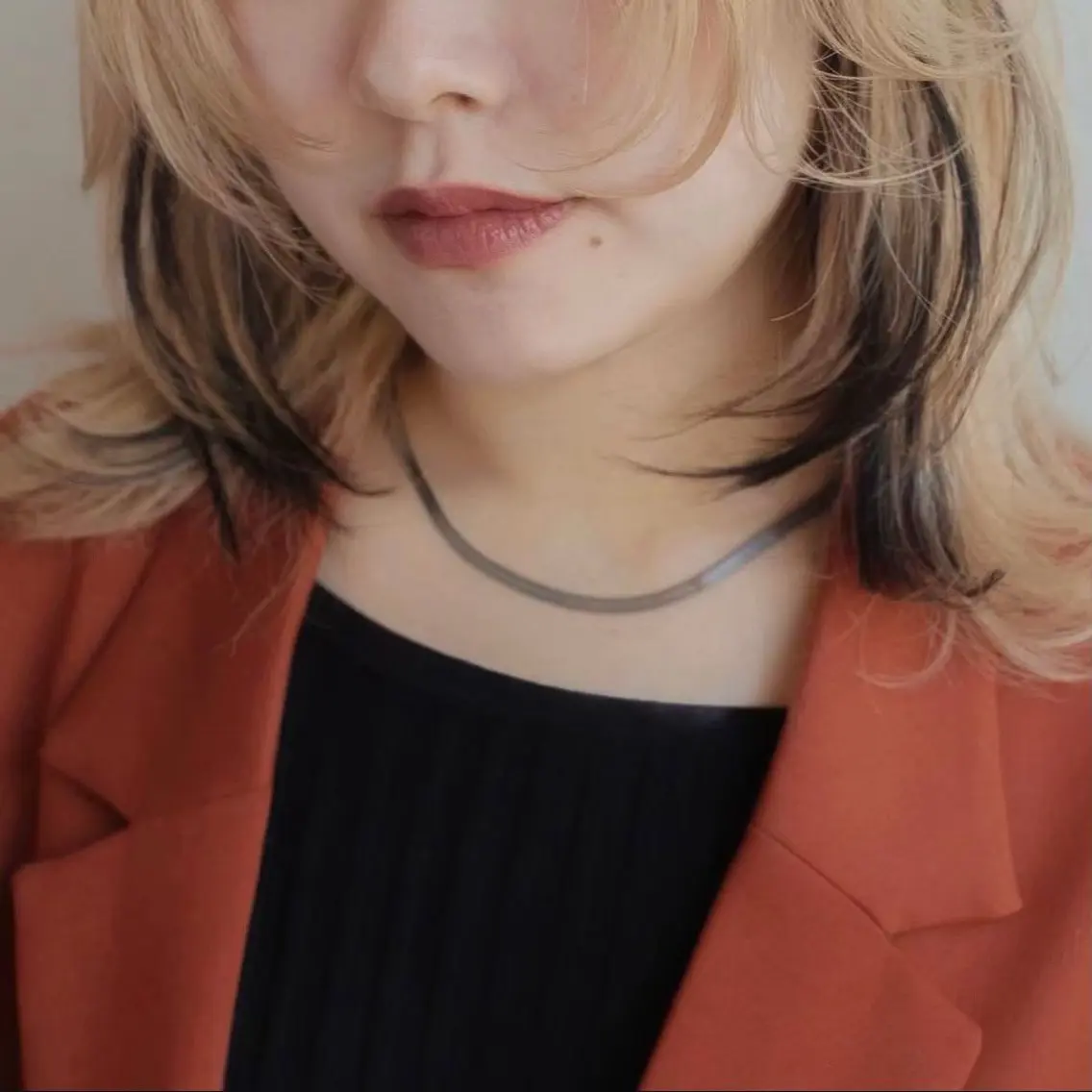 セミロング カラー ヘアアレンジ レイヤーカット ヘアカラー トリートメント 🤍髪質改善/縮毛矯 正/韓国レイヤー🩶のヘアスタイル