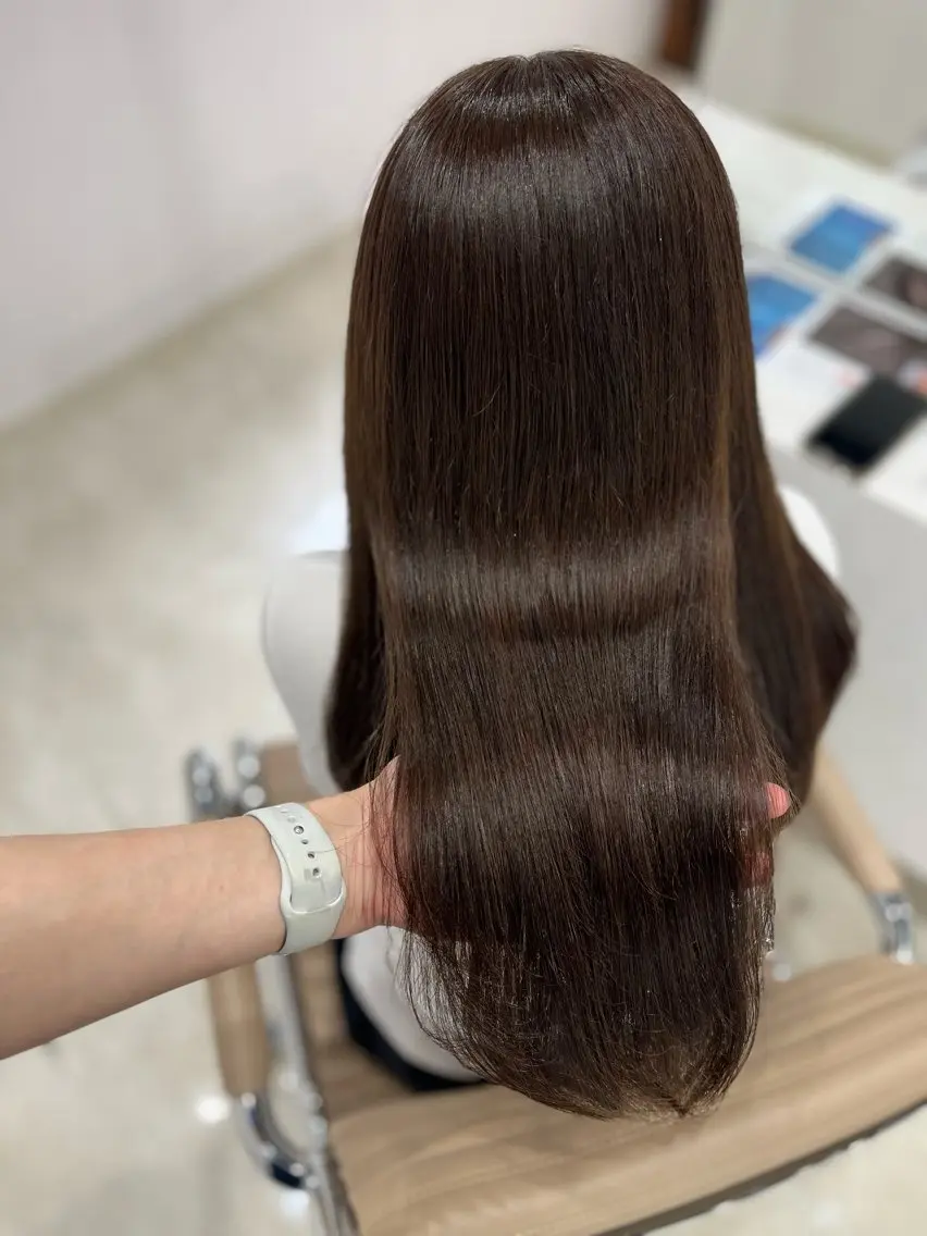 ロング カラー ベージュカラー オリーブベージュ カット ヘアカラー トリートメント 🫧ぷる艶カラー🫧 Yuubi🦩のヘアスタイル