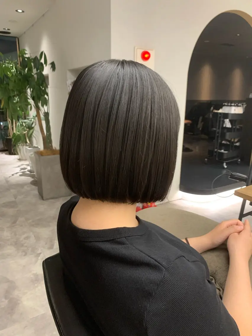 カット＋縮毛矯正＋トリートメントの写真