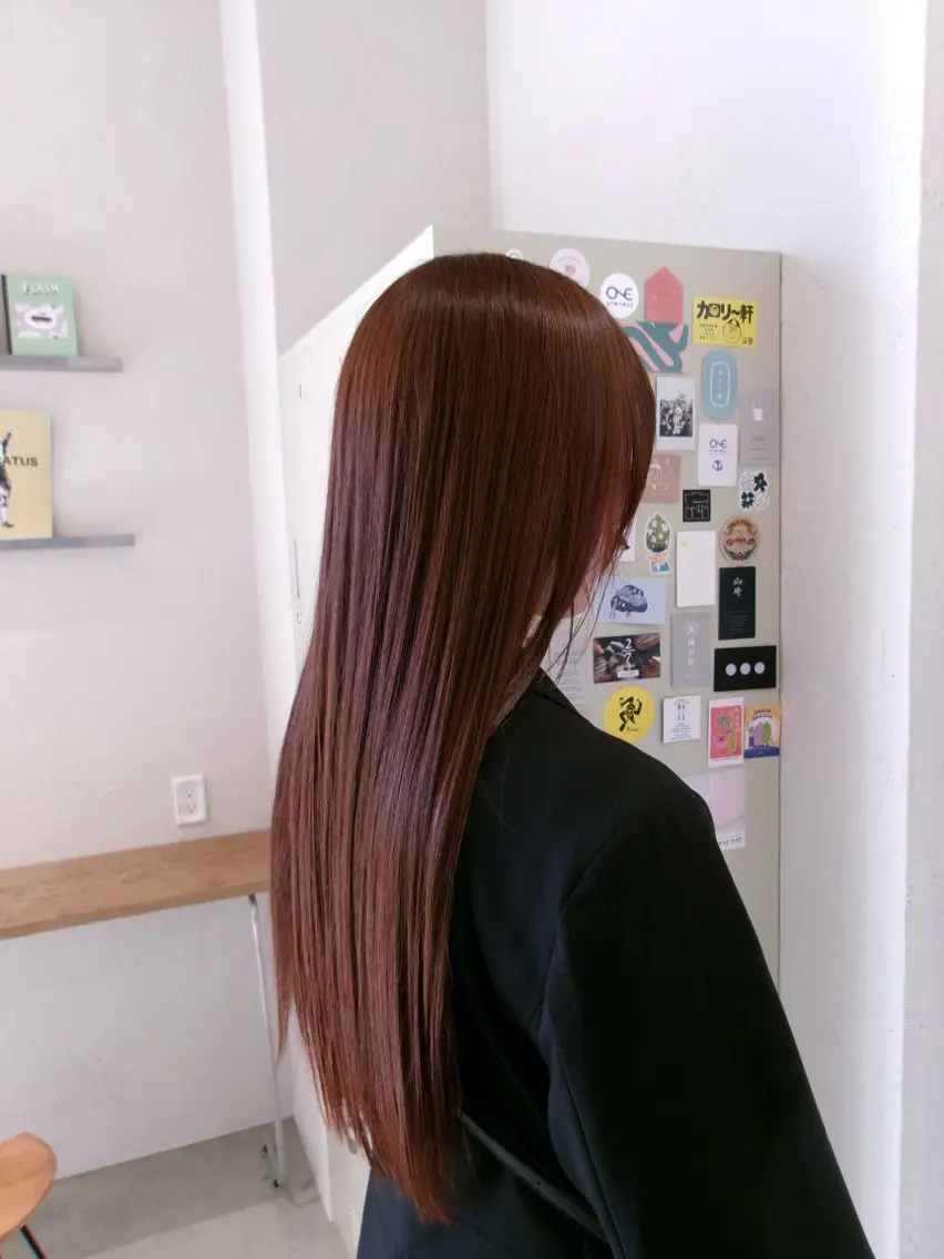 ロング 池田 七海のヘアスタイル