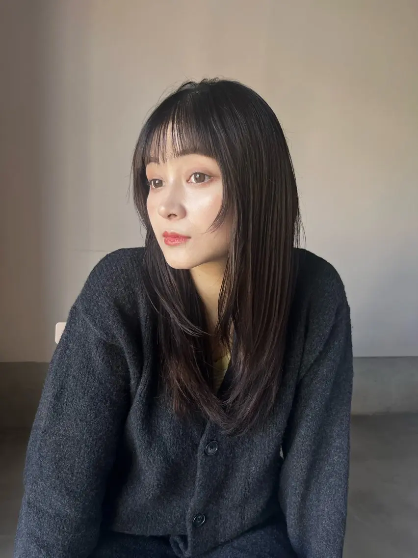 セミロング 顔まわりレイヤー 顔周りカット レイヤーカット 小顔カット カット ヘアカラー ヘッドスパ 透明感ケアカラー/ レイヤー/ryokaのヘアスタイル