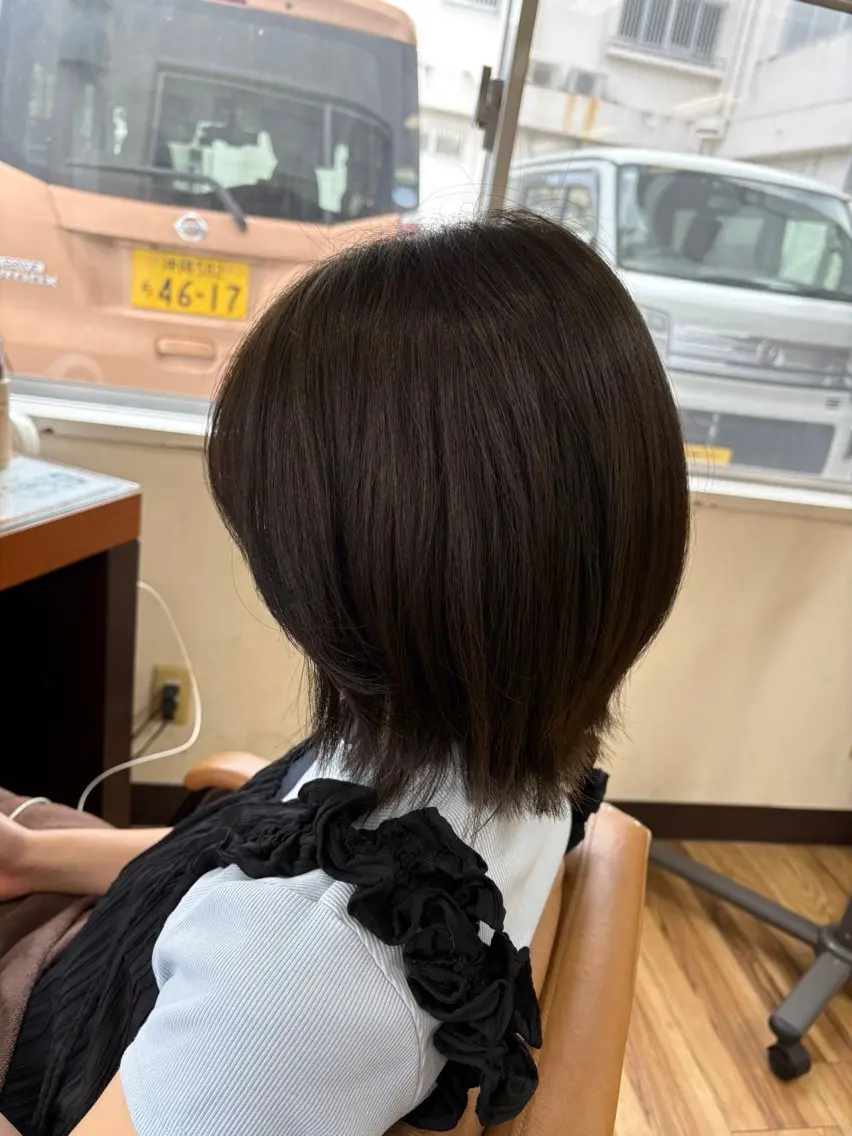 ショート カラー カット パーマ スー 髪質改善 レイヤーのヘアスタイル