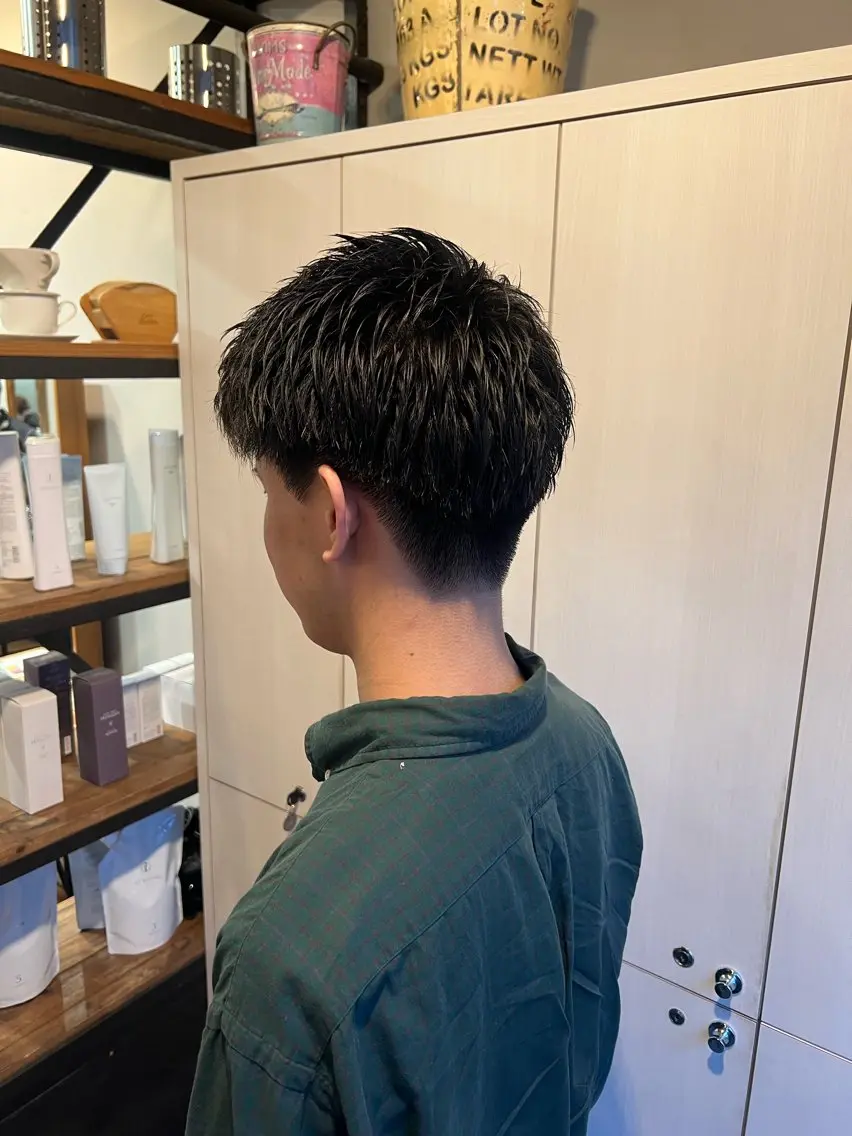メンズ 刈り上げ カット きむら なみか🪐のヘアスタイル