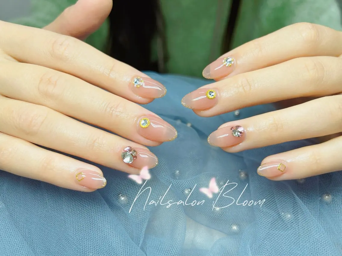 ネイル 長さ出し Nail Bloom横浜西口店のネイルデザイン