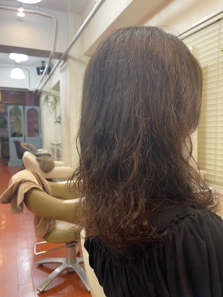 セミロング セミロングパーマ 池袋西口徒歩10秒 EBINAメンズ特化のヘアスタイル