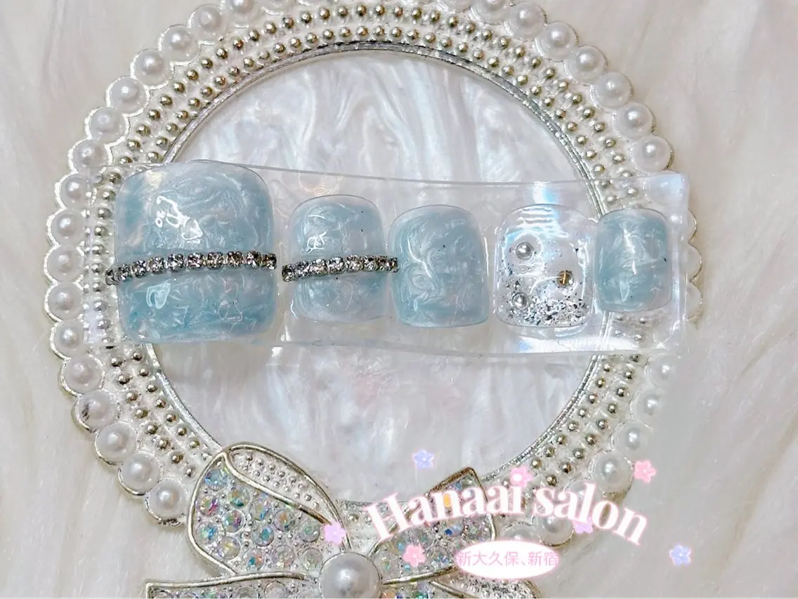 ショート フットネイル Hanaai Salon新宿店のネイルデザイン