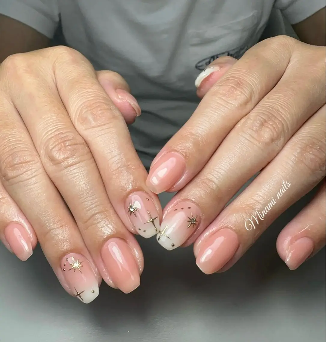 ネイル アートネイル ガーリー キラキラネイル 韓国ネイル マグネットネイル ハンドネイル Minami Nailsのネイルデザイン