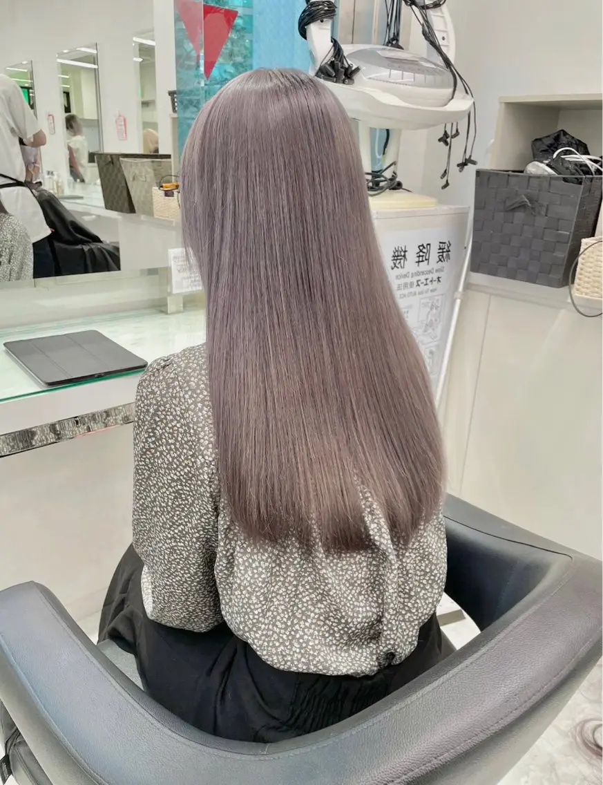 カラー 韓国レイヤー＆ピンク 艶髪🩶maikoのヘアスタイル