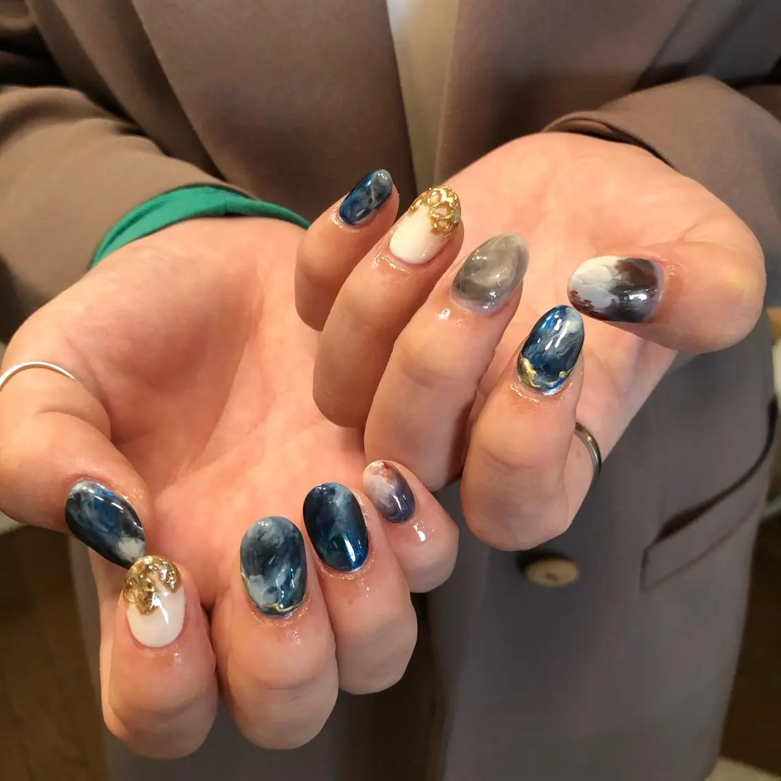 ネイル ハンドネイル フットネイル ハンドケア Miyagi Asamiのネイルデザイン