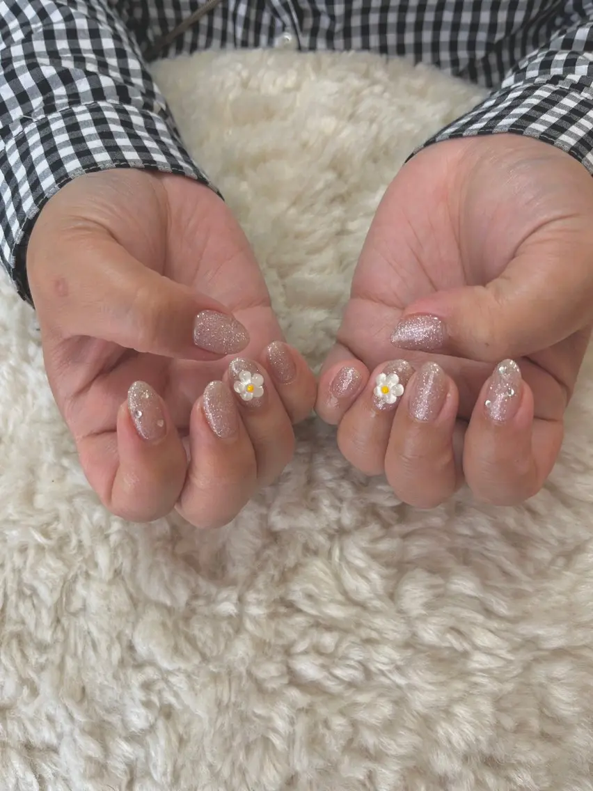 ネイル ハンドネイル nailsalon LiLBiのネイルデザイン