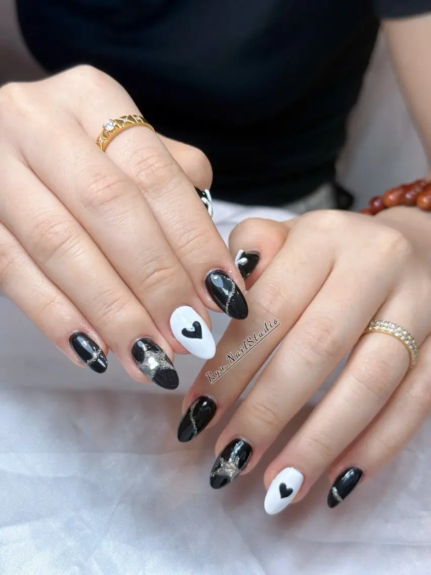ネイル アートネイル フラワーネイル フレンチネイル ジェルネイル グラデーション ハンドネイル Ryu Nail YukiChanのネイルデザイン