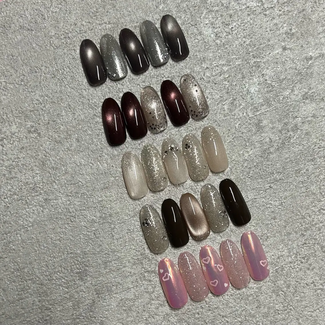 オフ込💅デザインネイル(サンプルから)の写真