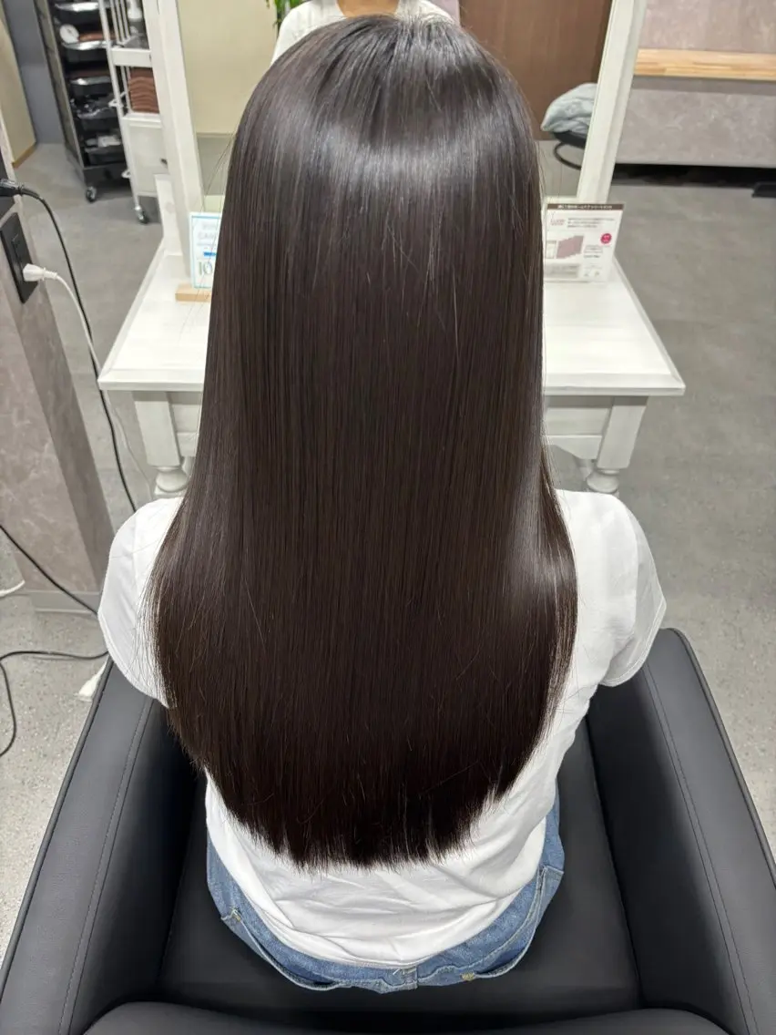 ロング 縮毛矯正 トリートメント かがみ/メンテナンス カット無料のヘアスタイル