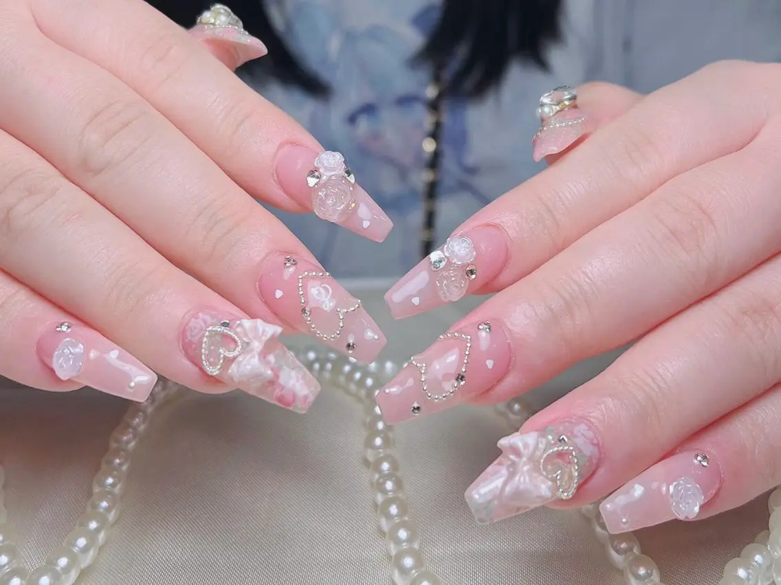 ネイル アートネイル オーロラネイル フラッシュネイル フットネイル フレンチネイル Sora nail 長さ出し専門店のネイルデザイン