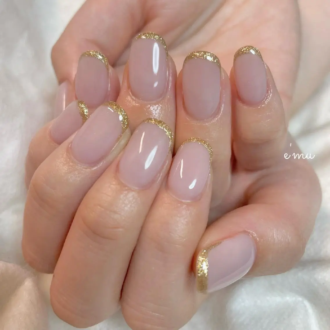 ネイル フレンチネイル ラメ(グリッター) シンプルネイル 春ネイル ハンドネイル nail salon e'mu💐のネイルデザイン
