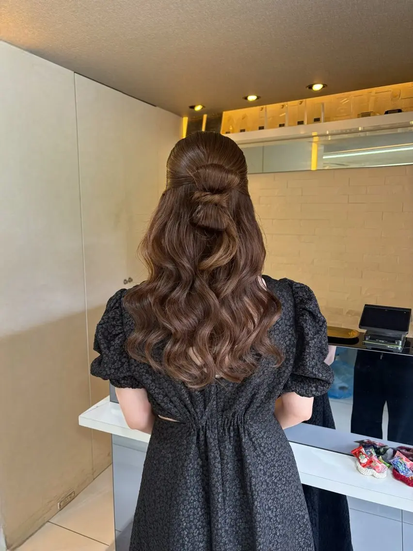 ヘアアレンジ ハーフアップ ヘアセット ヘアセット/眉毛カッ ト/Nana〻のヘアスタイル