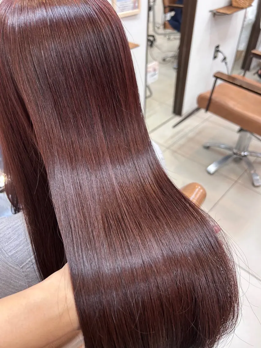 ロング カラー ブラウンカラー ピンクカラー ピンクブラウン 阪田 真奈未のヘアスタイル