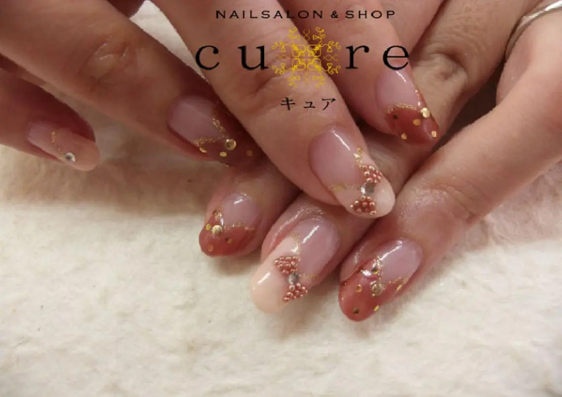 ミディアム ネイル ネイルサロン Cureのネイルデザイン