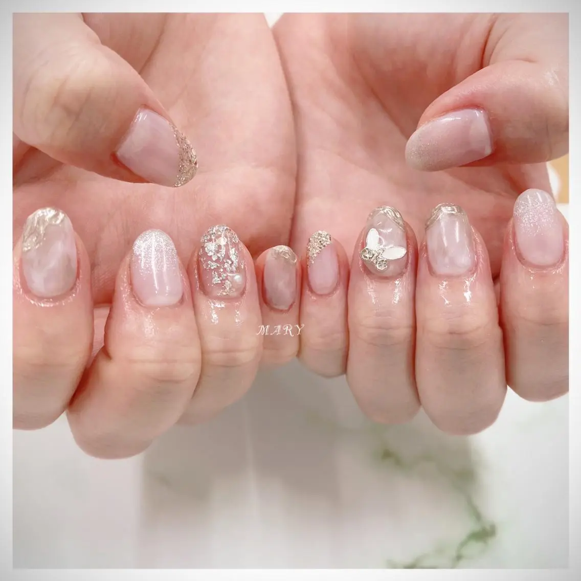 ネイル キラキラネイル マグネットネイル ミラーネイル ニュアンスネイル ブライダルネイル ハンドネイル Mary nail .narumiのネイルデザイン
