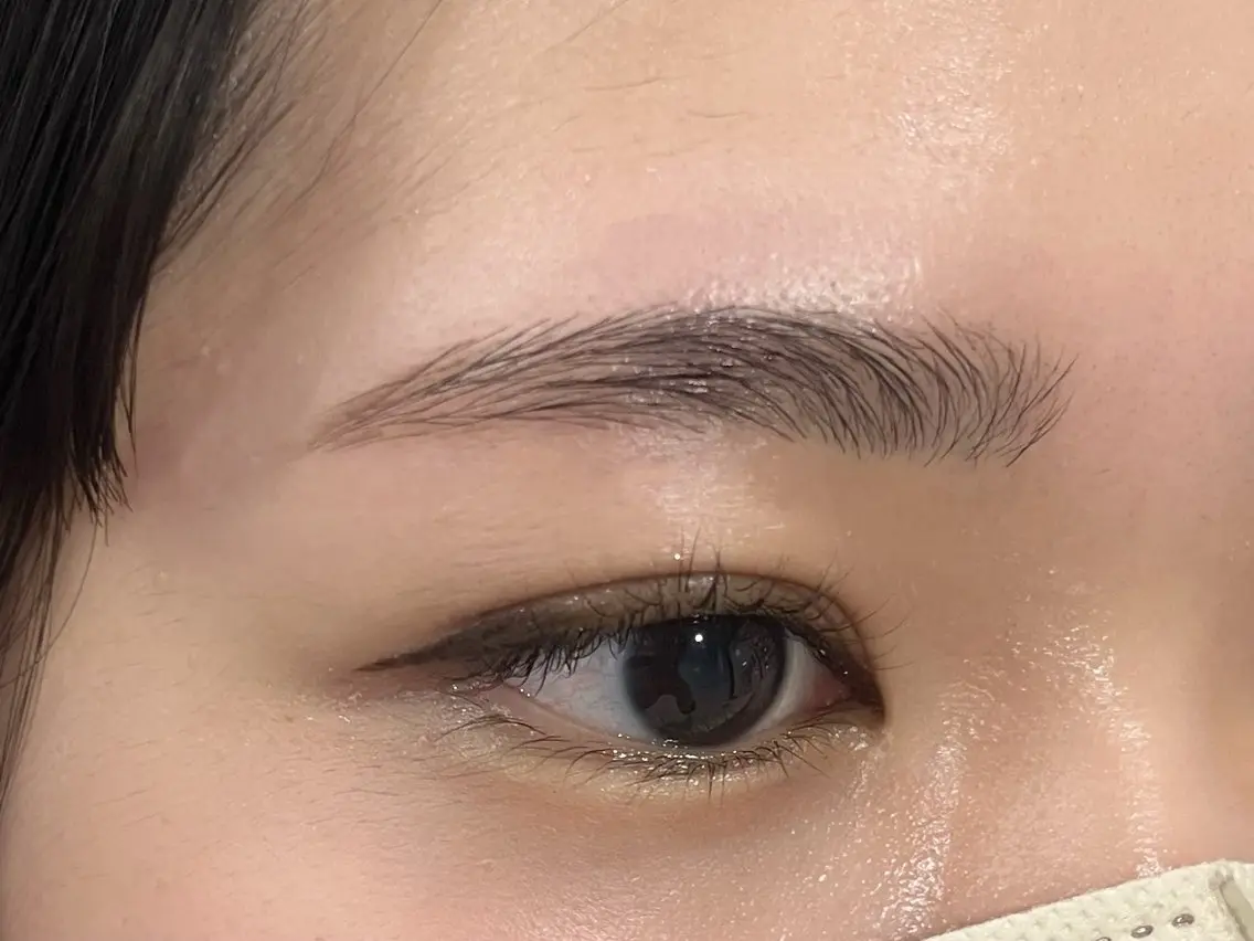 アイブロウ トレンド眉💭✨️ sakura.kの眉毛・アイブロウイメージ