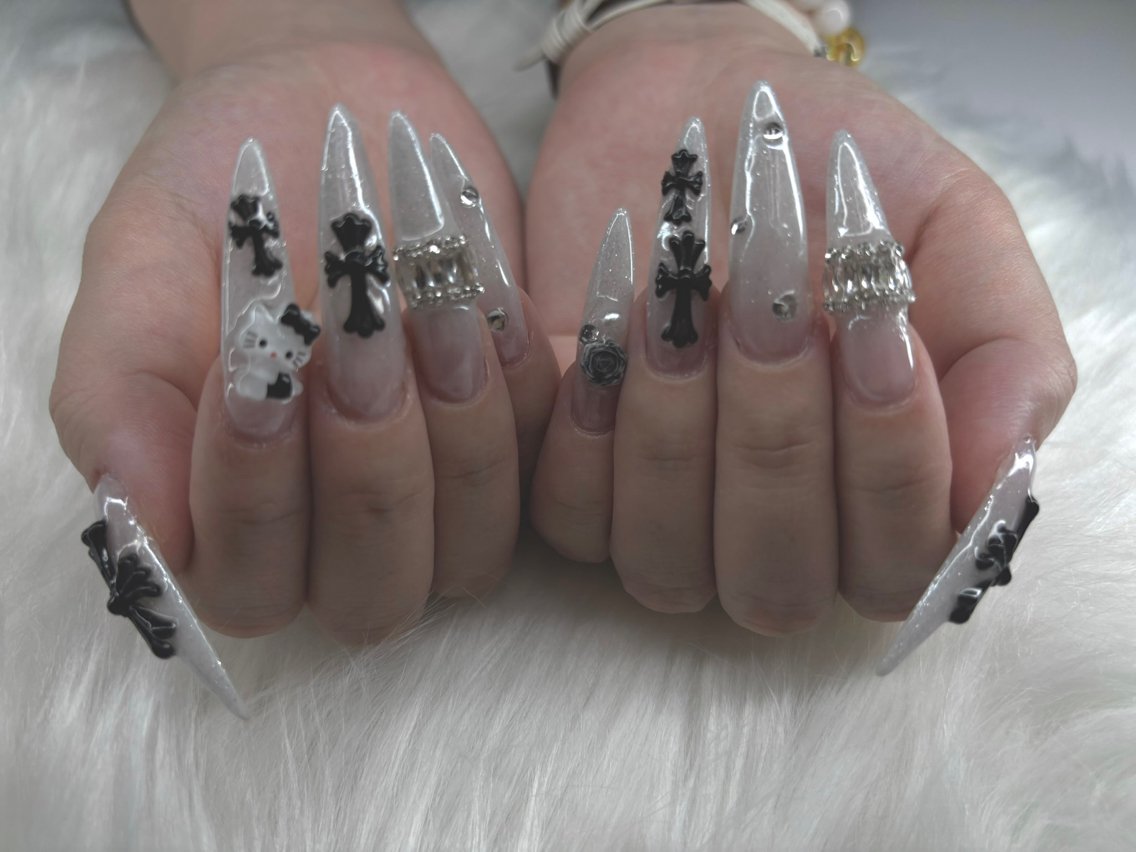 ネイル 長さ出し ハンドネイル 🖤ONIヶ島 NAIL🖤長さ出しのネイルデザイン