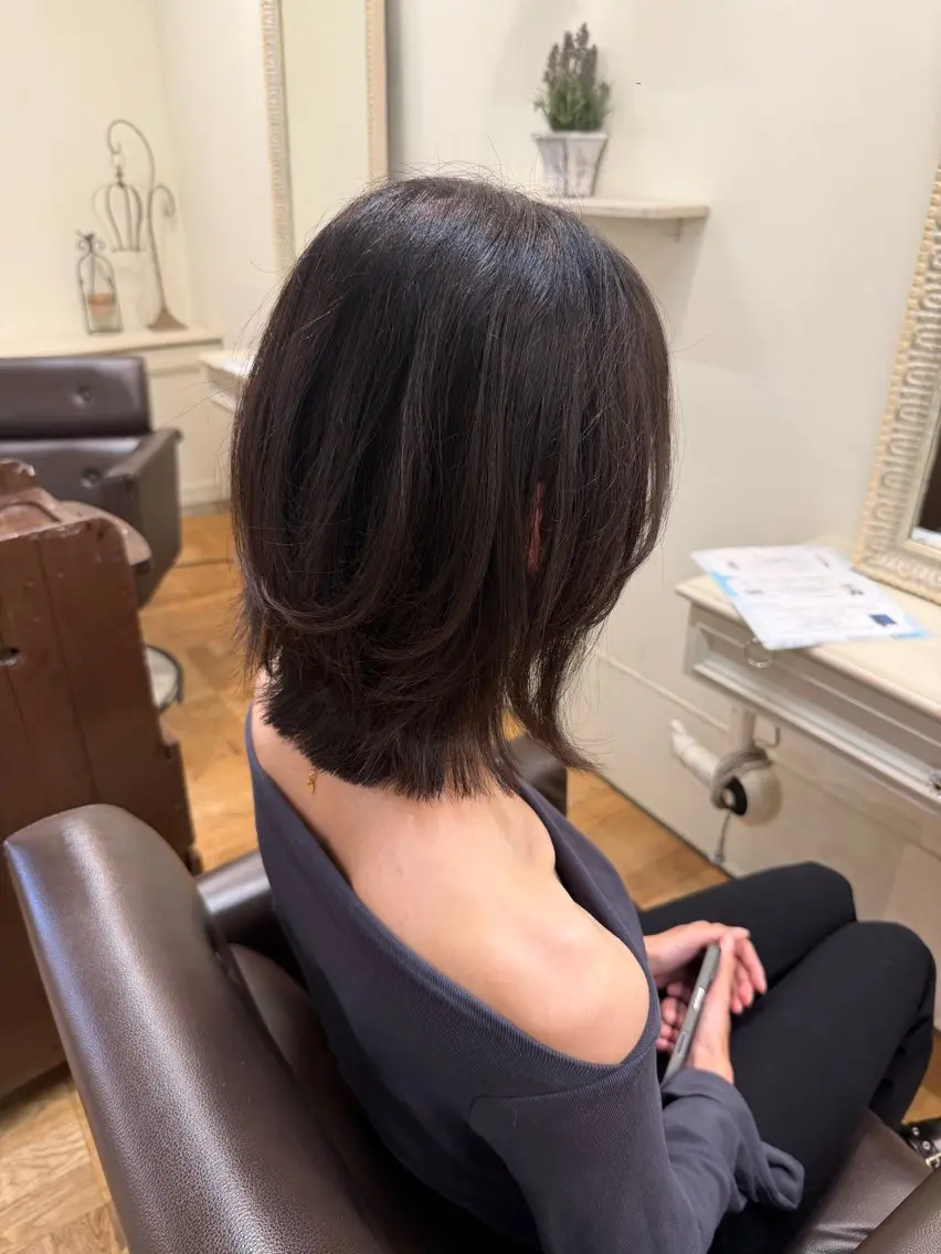 ミディアム ボブレイヤー ボブ レイヤーカット カット 南草津/トレンドカラ ー/パーマ 西村美月のヘアスタイル