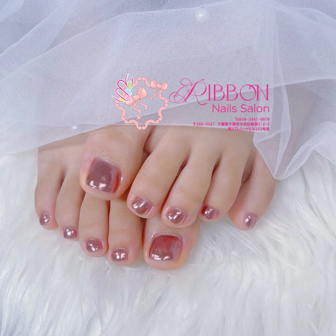 ネイル フットネイル フレンチネイル ジェルネイル マグネットネイル 持ち込み フットネイル ribbonnail salonのネイルデザイン