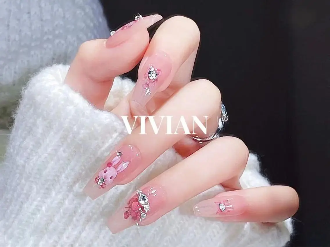 ネイル ハンドネイル VIVIAN リサのネイルデザイン