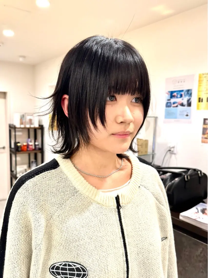 ショート 顔まわりレイヤー 顔周りカット レイヤーカット ショートヘア ウルフカット カット トリートメント ハイトーン/レイヤー /ウルフ⭐️永田⭐️のヘアスタイル