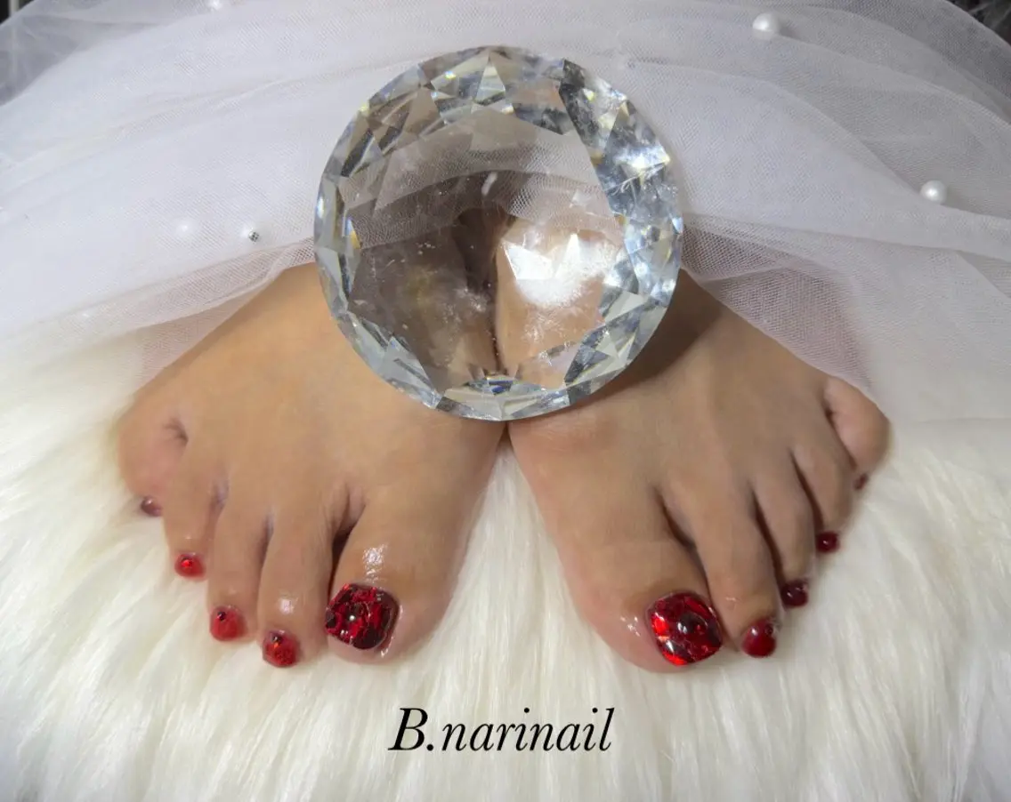 ネイル フットネイル ハンドケア b.nari nailのネイルデザイン