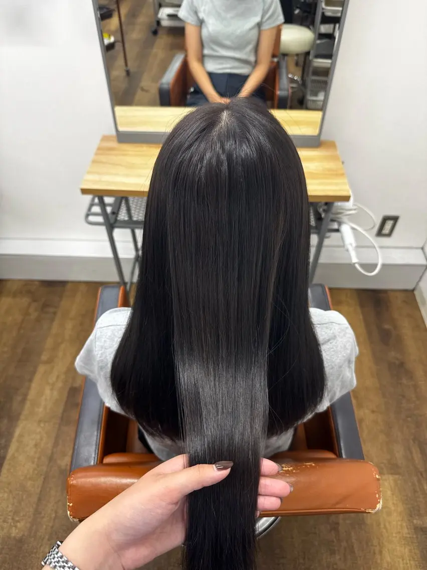ロング カラー カット ヘアカラー miu-YUCCA 縮毛矯正モデル募集中のヘアスタイル