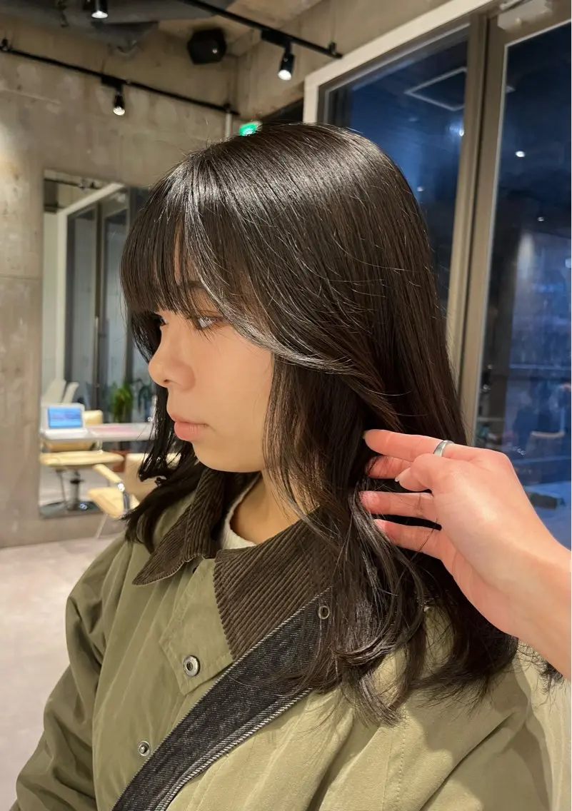 セミロング カラー haruka kobayashiのヘアスタイル