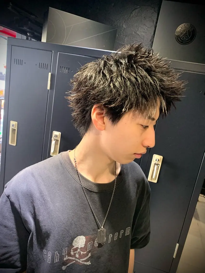 ショート メンズ スパイキーショート ショートヘア カット ヘアセット メンズパーマ/難波/ 心斎橋　室園亮佑のヘアスタイル