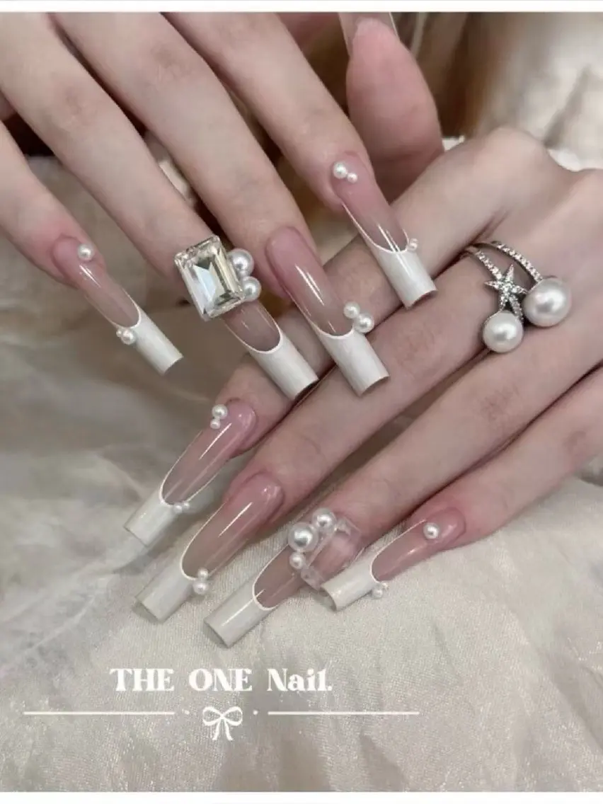 ネイル Theone栄店 田口のネイルデザイン
