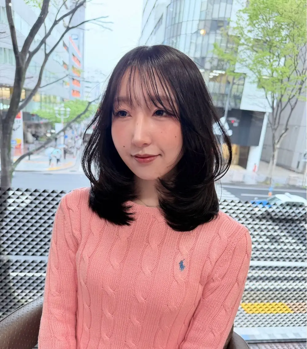 ミディアム ミディアムパーマ くびれヘア 髪質改善 韓国風ヘア レイヤーカット カット 'AXIS🪐 Rinのヘアスタイル